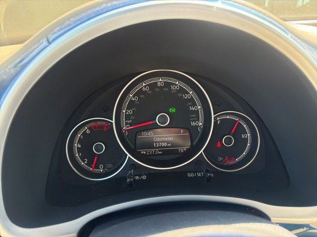 2019 Volkswagen Beetle 2.0T S Convertible Auto's photo