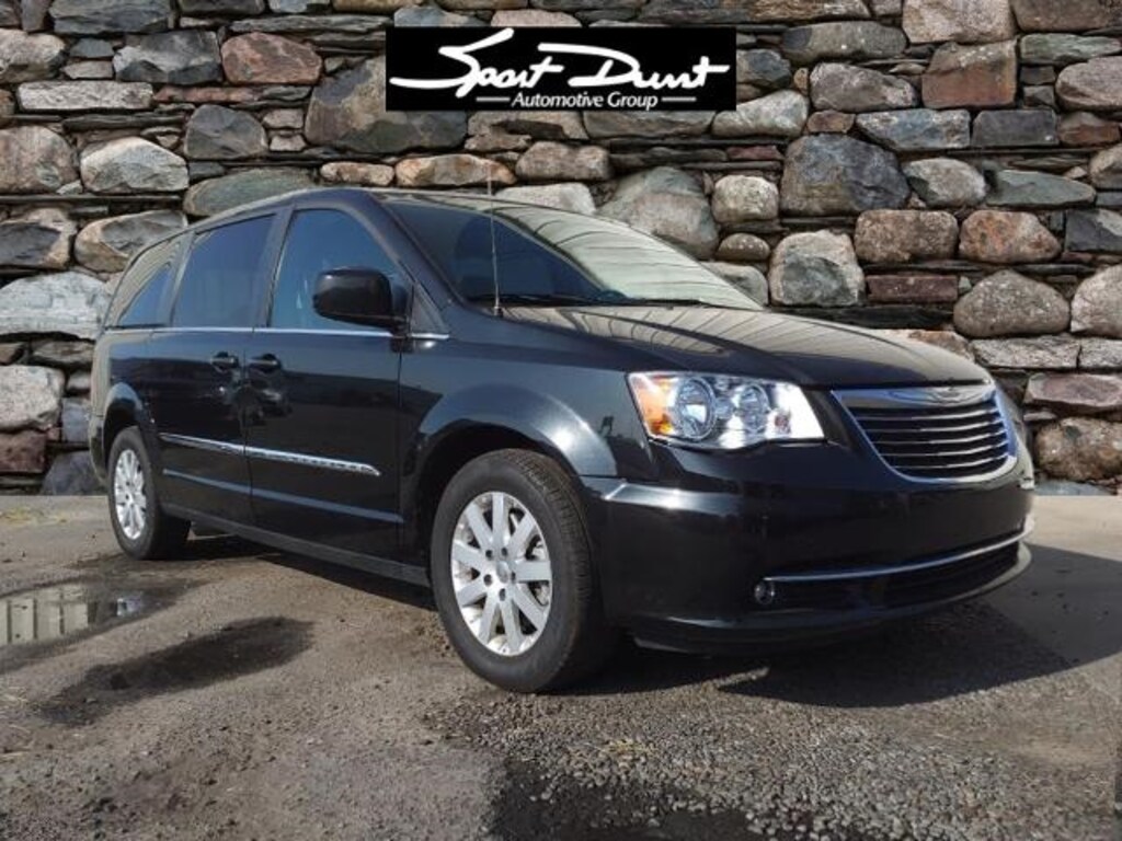 Used 2016 Chrysler Town & Country Touring Van LWB Passenger Van