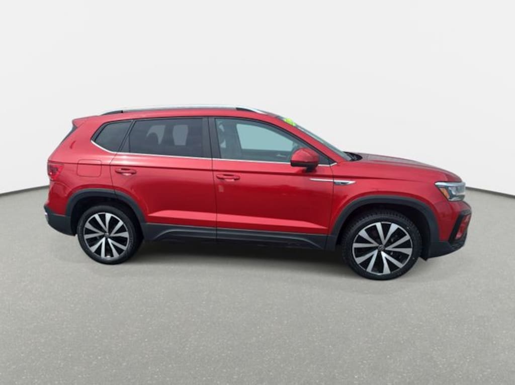Used 2022 Volkswagen Taos 1.5T SE SUV
