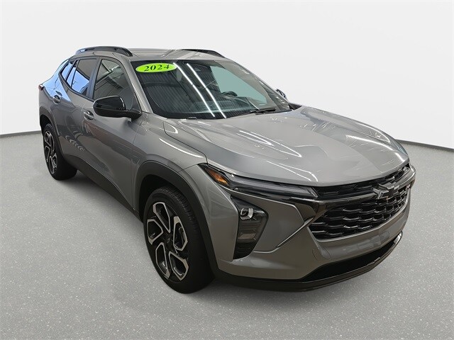 2024 Chevrolet Trax photo 3