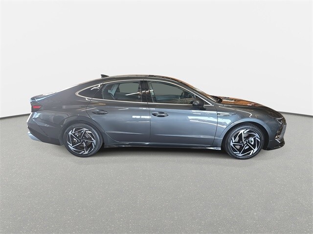 2024 Hyundai Sonata SEL photo 4