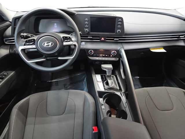2026 Hyundai Elantra Blue - Photo 9