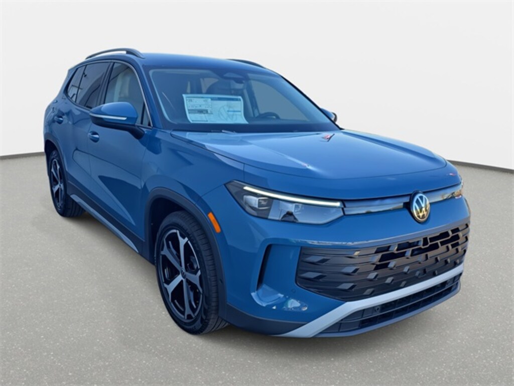 New 2026 Volkswagen Tiguan SE SUV