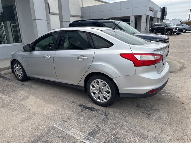 2012 Ford Focus SE photo 3