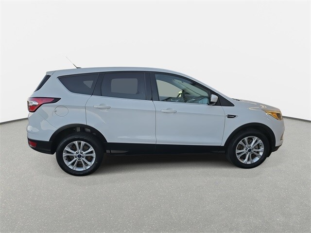 2017 Ford Escape SE photo 4