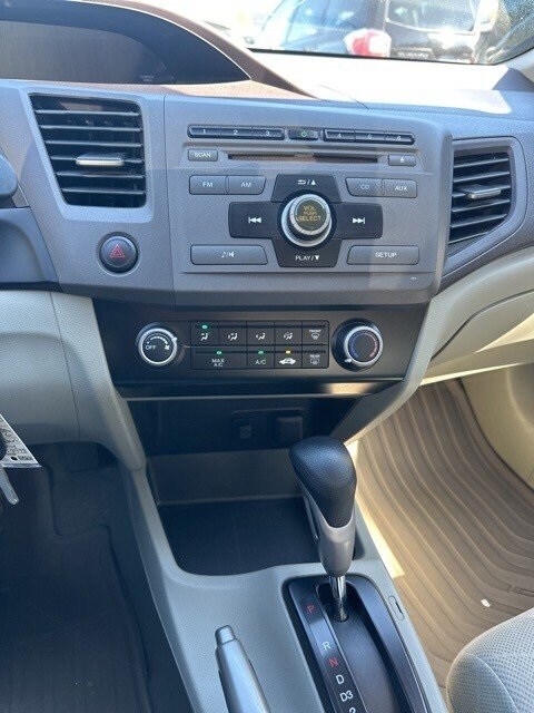 2012 Honda Civic LX photo 2
