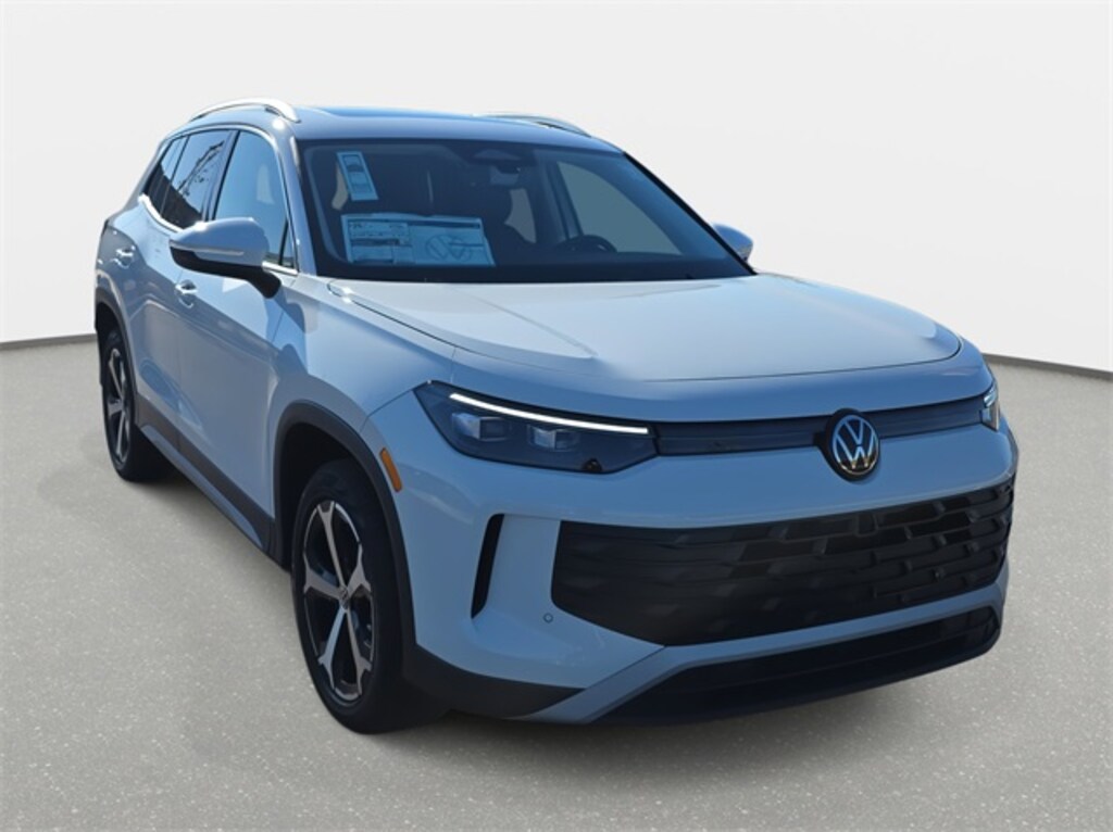 New 2026 Volkswagen Tiguan SE SUV