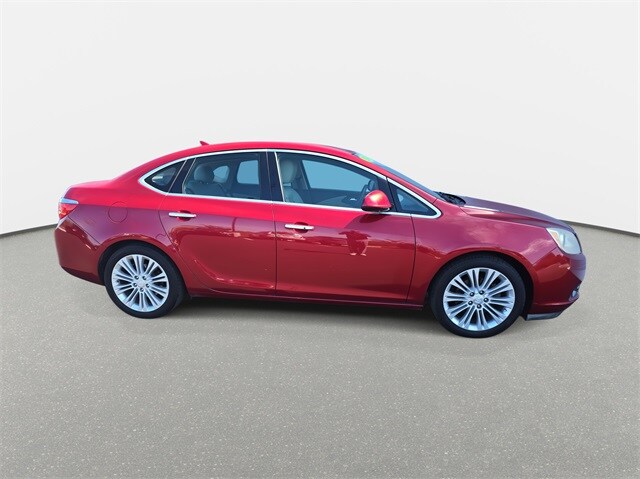 2013 Buick Verano Base photo 4