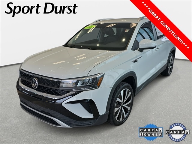 2022 Volkswagen Taos SE's photo