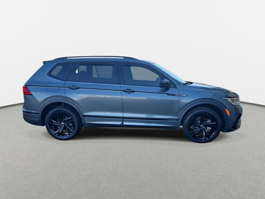 Used 2023 Volkswagen Tiguan 2.0T SE R-Line Black SUV