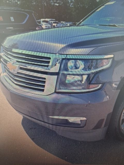 2018 Chevrolet Suburban 4WD 1500 Premier's photo