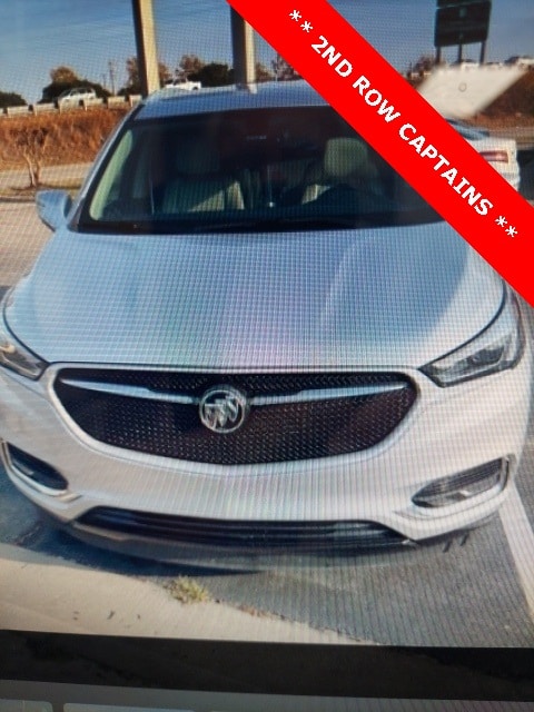 2020 Buick Enclave Essence's photo