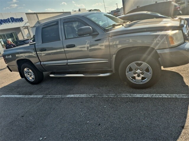 2005 Dodge Dakota Laramie photo 3