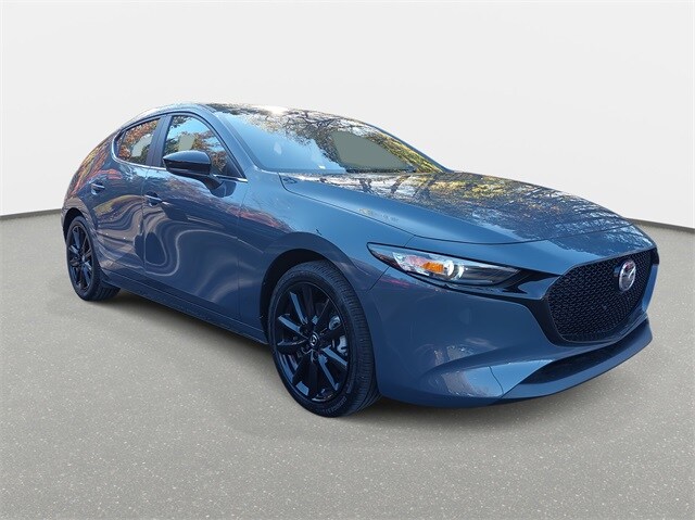 2025 Mazda Mazda3 Hatchback 2.5 s Carbon photo 3
