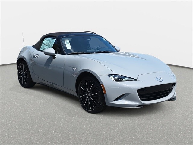 2025 Mazda MX-5 Miata Miata Grand Touring photo 3