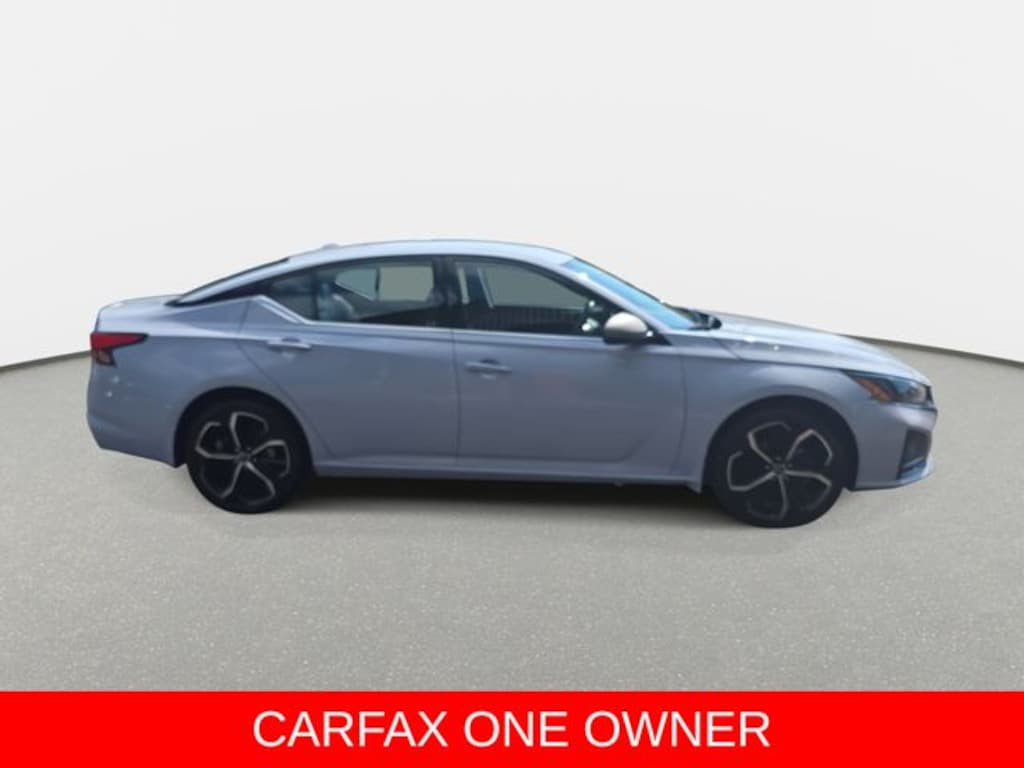 Used 2025 Nissan Altima 2.5 SR Sedan