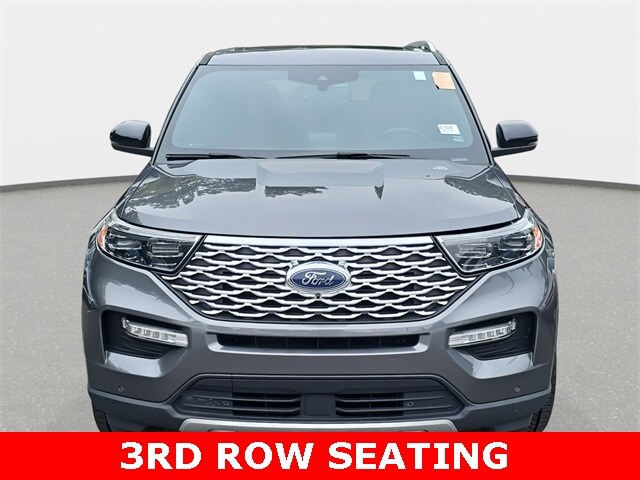 2021 Ford Explorer Platinum photo 2