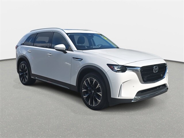 2024 Mazda CX-90 Plug-in Hybrid Premium photo 3