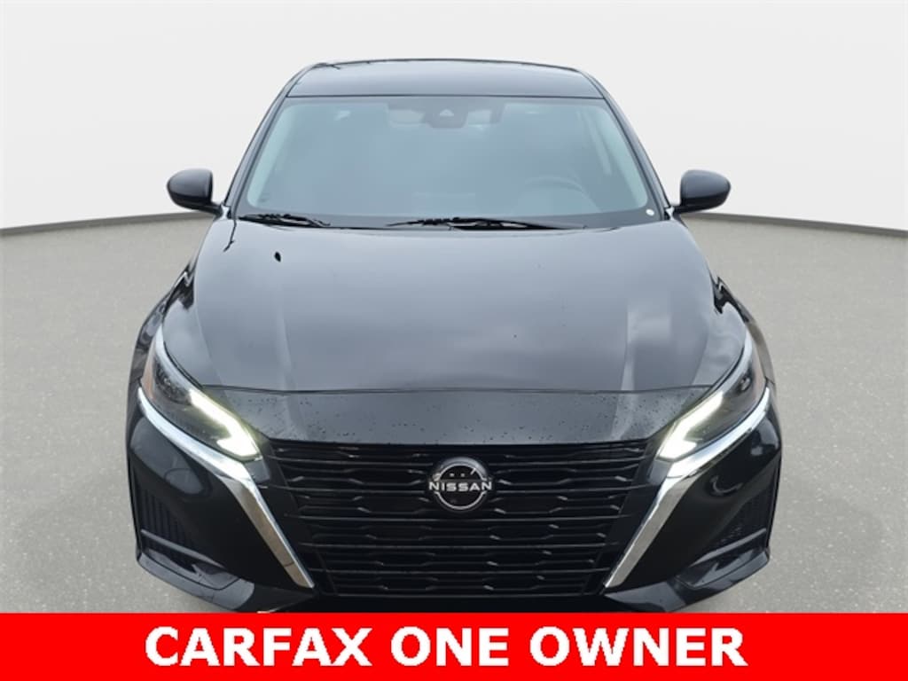 Used 2024 Nissan Altima 2.5 SV Sedan