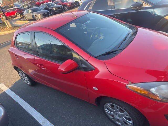 2012 Mazda Mazda2 Sport photo 2