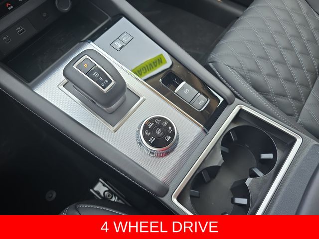 2025 Mitsubishi Outlander Plug-in Hybrid SEL - Photo 26