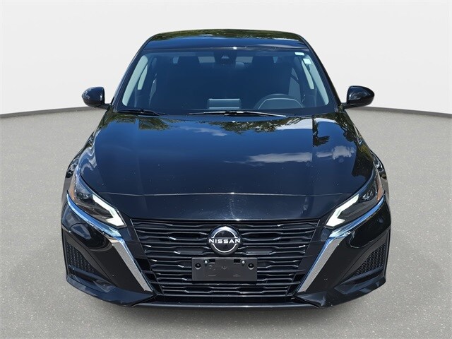 2023 Nissan Altima 2.5 SV photo 2