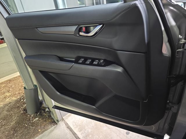 2025 Mazda CX-5 S Preferred package - Photo 27