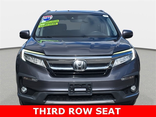 2019 Honda Pilot Touring photo 2