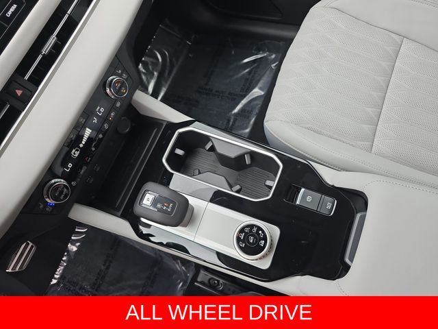 2025 Mitsubishi Outlander SEL Platinum Edition - Photo 29