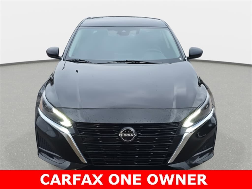 Used 2024 Nissan Altima 2.5 SV Sedan