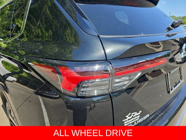 2025 Mitsubishi Outlander SEL Platinum Edition - Photo 36
