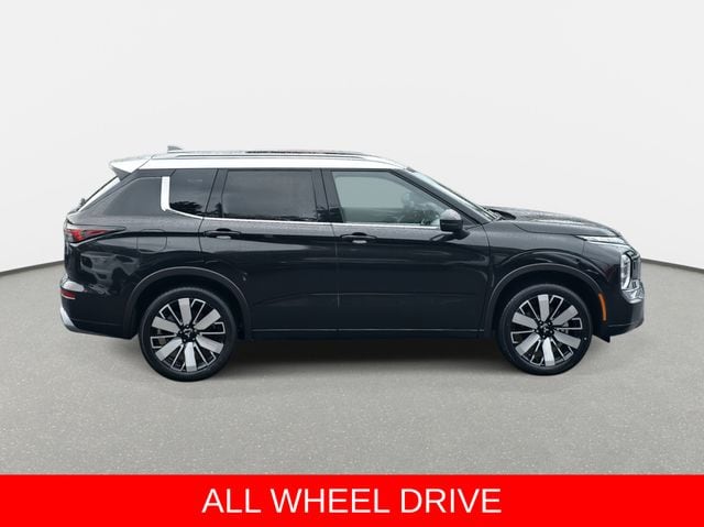 2025 Mitsubishi Outlander SEL Platinum Edition - Photo 4