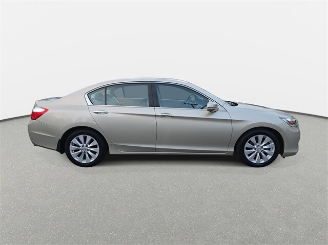 2013 Honda Accord EX photo 4