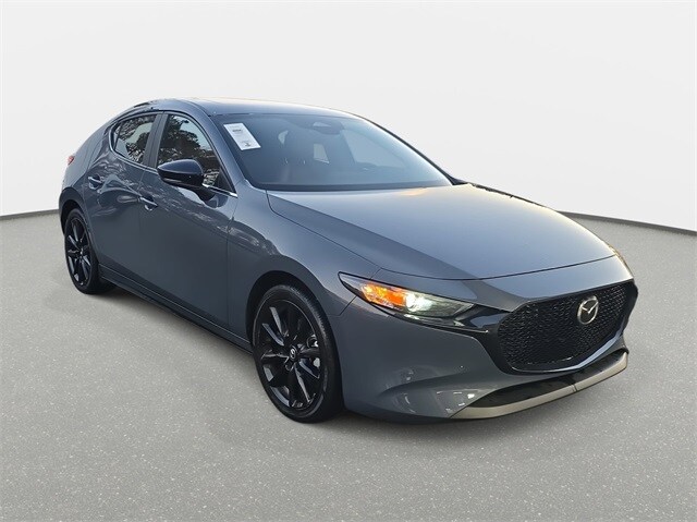2025 Mazda Mazda3 Hatchback 2.5 s Carbon photo 3