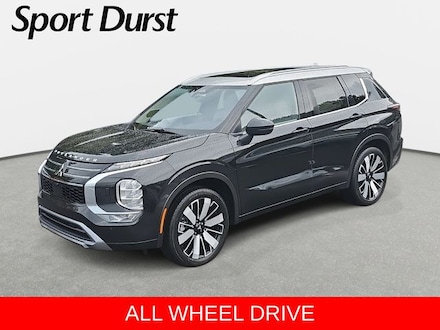 2025 Mitsubishi Outlander Platinum Edition SUV