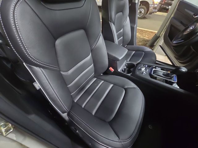 2025 Mazda CX-5 S Preferred package - Photo 10
