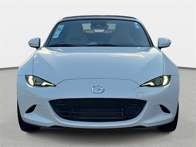2025 Mazda MX-5 Miata Miata Grand Touring photo 2