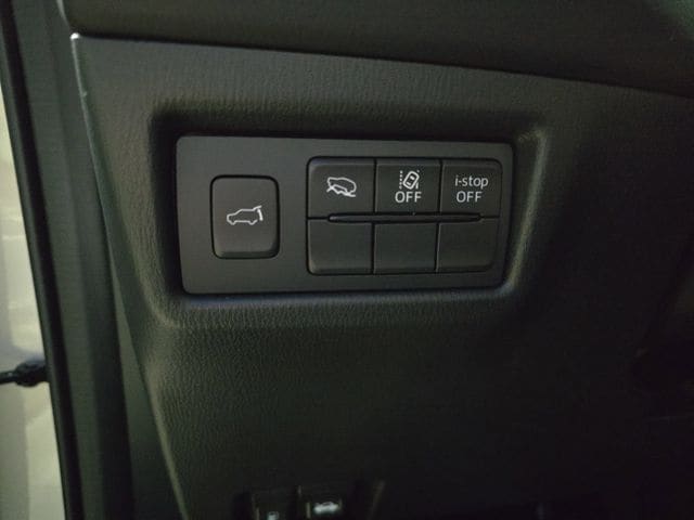 2025 Mazda CX-5 S Preferred package - Photo 26
