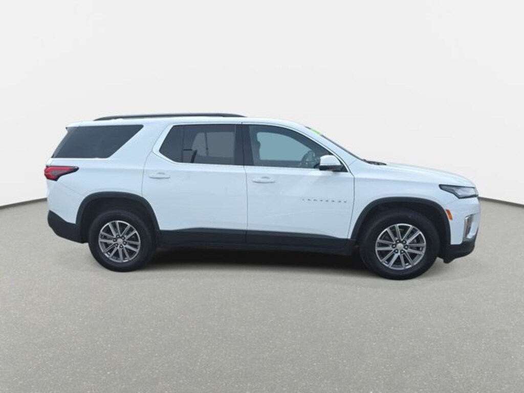 Used 2023 Chevrolet Traverse LT SUV
