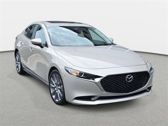 2025 Mazda Mazda3 2.5 s Preferred photo 3