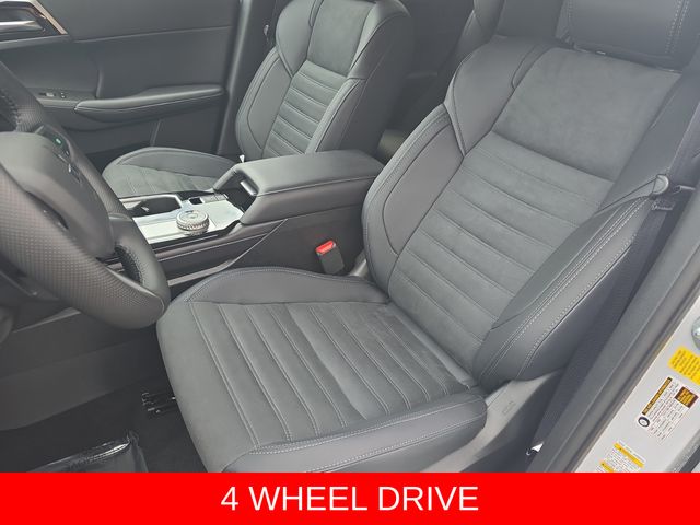 2025 Mitsubishi Outlander Trail Edition - Photo 16