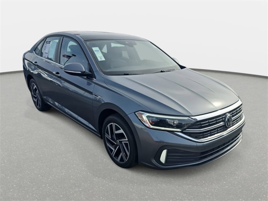 Used 2022 Volkswagen Jetta 1.5T SEL Sedan