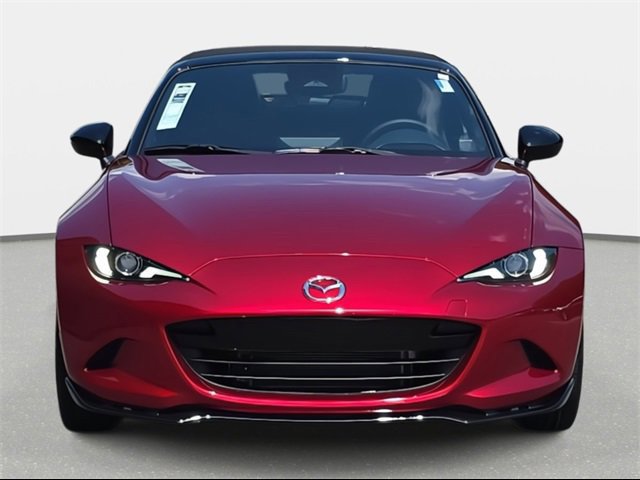2025 Mazda MX-5 Miata Miata photo 2