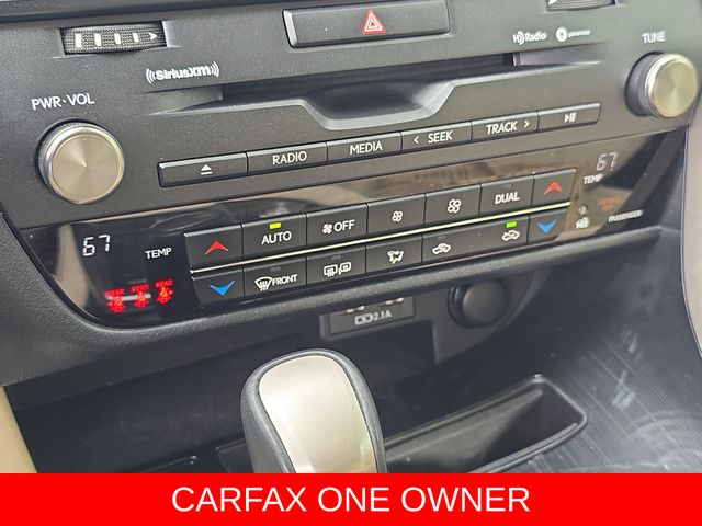 2022 Lexus RX 350 - Photo 22