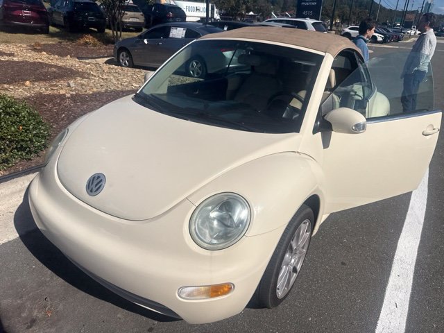 Used 2005 Volkswagen New Beetle GL Convertible