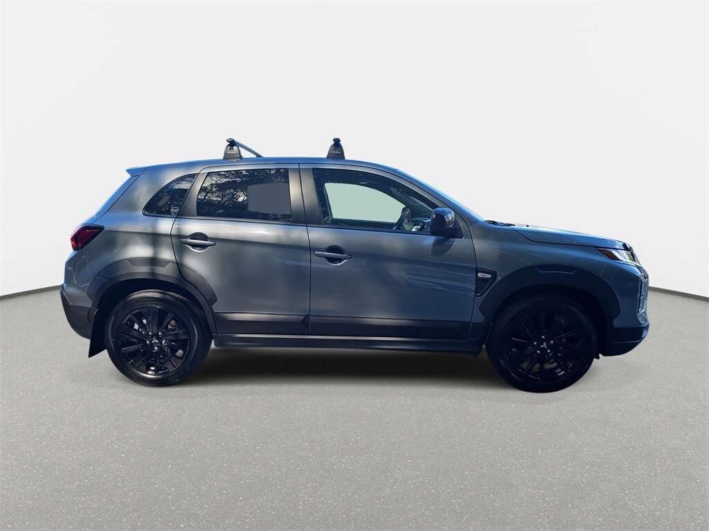2025 Mitsubishi Outlander Sport ES SE LE photo 2