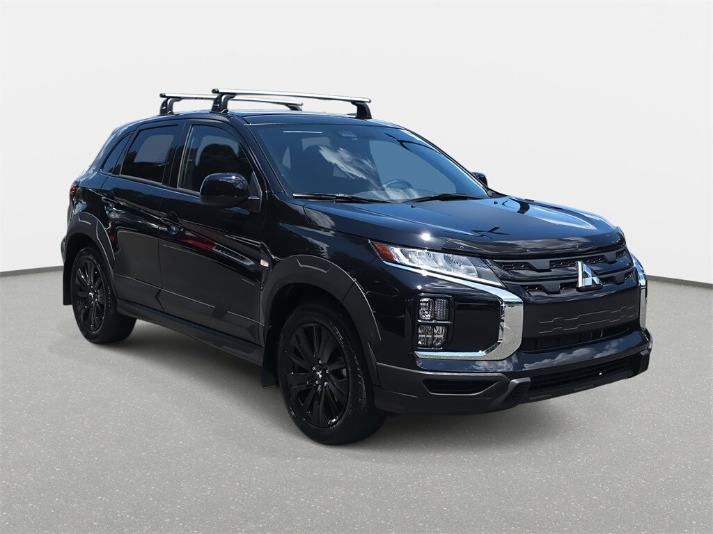 2025 Mitsubishi Outlander Sport SE photo 3