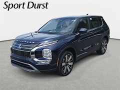 2025 Mitsubishi Outlander SE SUV