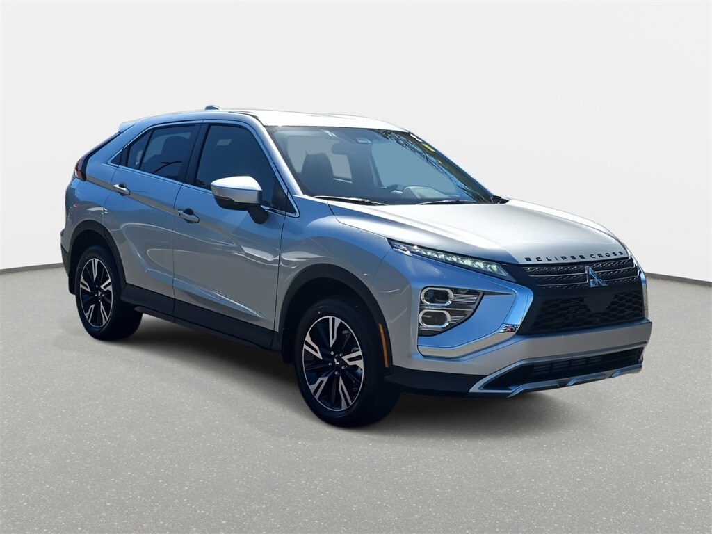 2026 Mitsubishi Eclipse Cross SE photo 3