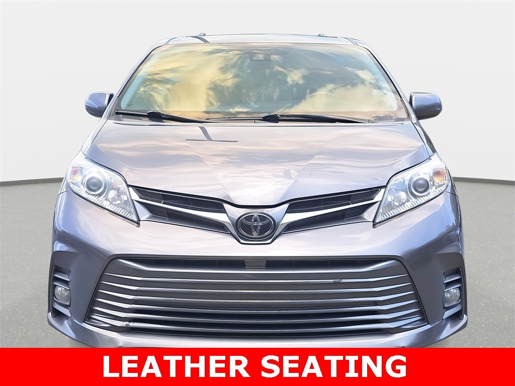 Used 2020 Toyota Sienna XLE with VIN 5TDYZ3DC2LS052567 for sale in Durham, NC